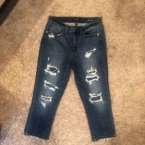 Judy Blue Skinny Fit Distressed Capris Size 7/28 like new!